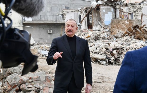 Azərbaycan Prezidenti: “Sarkisyan və Köçəryan Xankəndidən qorxaqcasına, dovşan kimi qaçmışdılar”