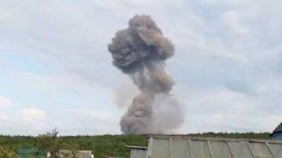 Yevlaxda ermənilərin müharibə dövrü atdığı kasetli bomba partladı: Ölən var