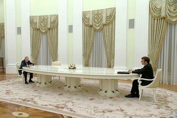 Rusiya və Fransa prezidentlərinin Kremldəki beş saatlıq görüşü başa çatıb