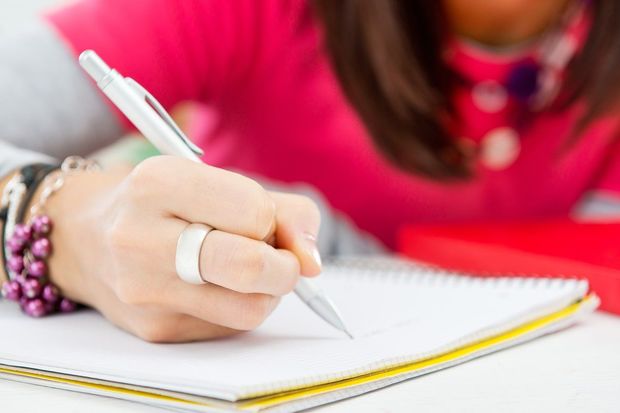 Bacı qardaşına 434 metrlik üzrxahlıq məktubu yazdı