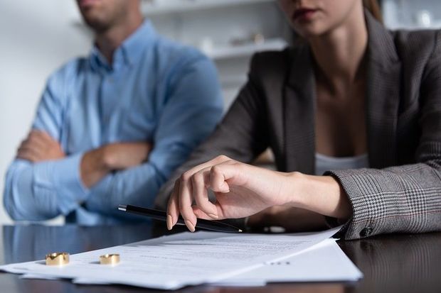 Ölkədə boşanmaların sayı azalıb - RƏSMİ