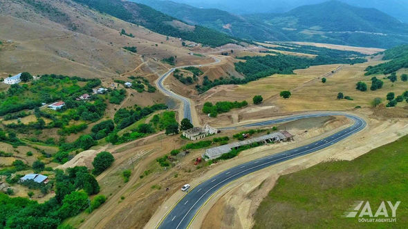 Laçın şəhərinə daxil olmadan yeni avtomobil yolunun tikintisi yekunlaşıb - FOTO