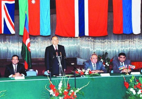 “Əsrin müqaviləsi”nin imzalanmasından 28 il ötür