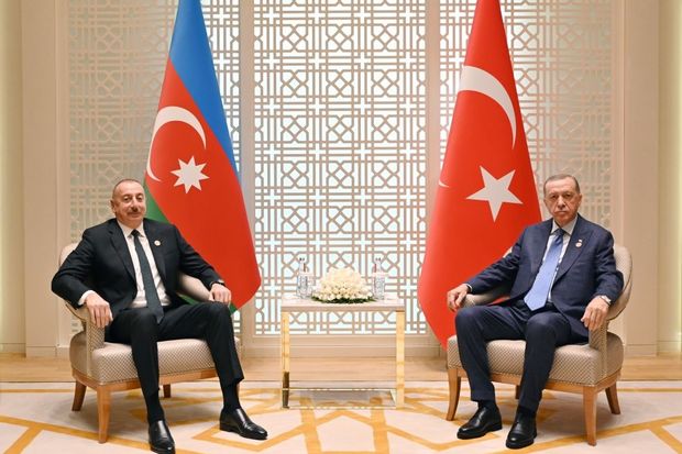 İlham Əliyev Rəcəb Tayyib Ərdoğanla görüşdü