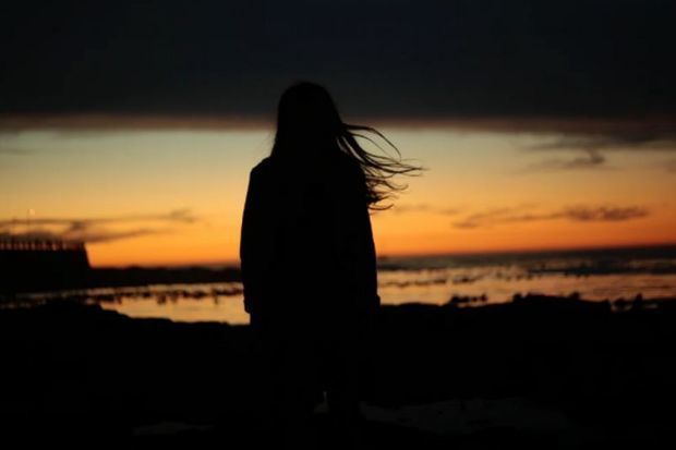 Bakıda 16 yaşlı qız itkin düşüb