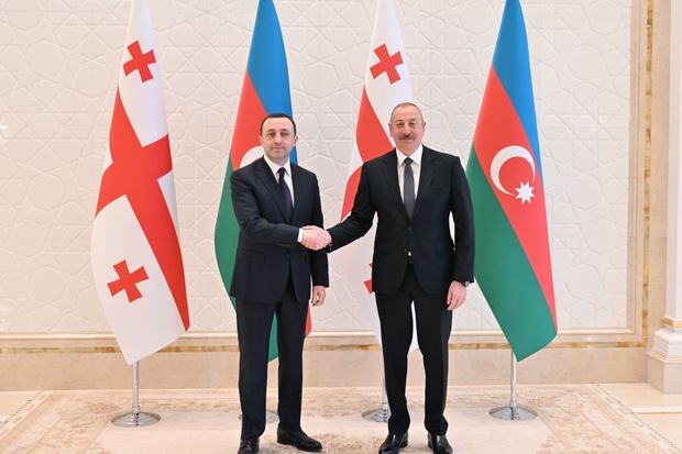 Azərbaycan Prezidentinin Gürcüstanın baş naziri ilə təkbətək görüşü olub