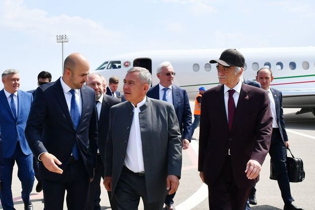 Tatarıstan Respublikasının Rəisi Rüstəm Minnixanov Azərbaycana səfərə gəlib