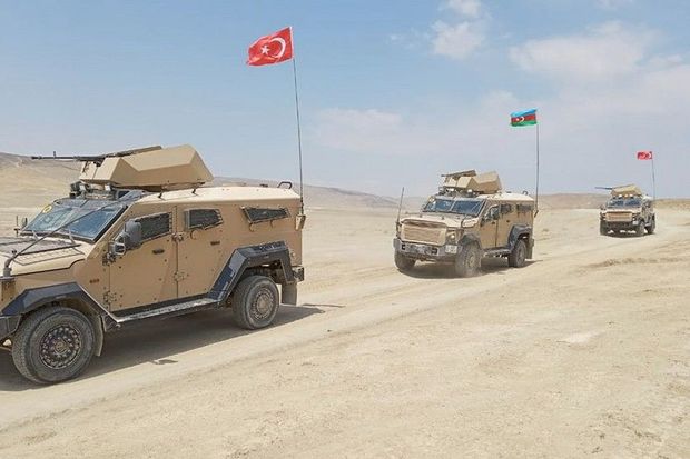 Azərbaycan və Türkiyənin Baş Qərargah rəisləri birgə tədbirləri müzakirə ediblər