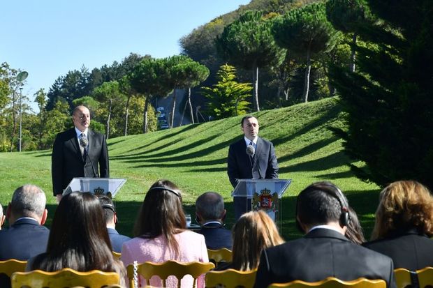 Azərbaycan Prezidenti və Gürcüstanın Baş naziri mətbuata bəyanatlarla çıxış ediblər