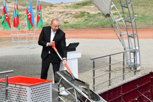 Prezident İlham Əliyev Füzuli rayonunun Cuvarlı kəndinin təməlini qoyub