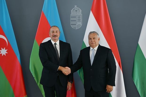 Prezident İlham Əliyev Macarıstanın baş nazirini təbrik edib