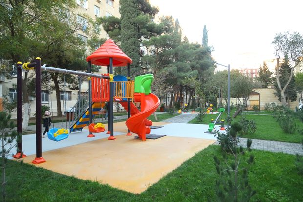 Xətai rayonunda daha bir abad həyət sakinlərin istifadəsinə verildi