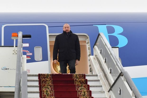 İlham Əliyev Rusiyanın Sankt-Peterburq şəhərinə işgüzar səfərə gedib