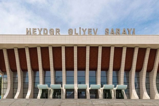 Heydər Əliyev Sarayının vəzifəli şəxsi işdən çıxdı