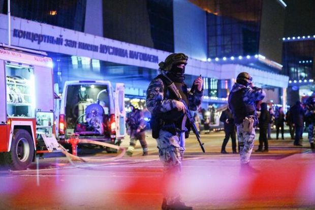 Moskvadakı dəhşətli terrorda ölənlərin sayı 150-yə çatdı