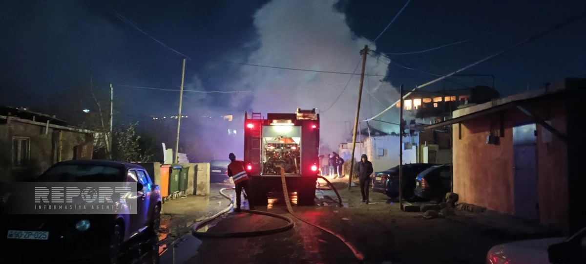 Bakıda fərdi ev külə döndü