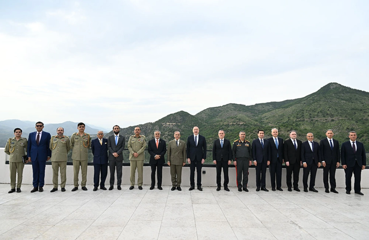 Müdafiə Nazirliyi həftəlik icmalını təqdim edib - Video