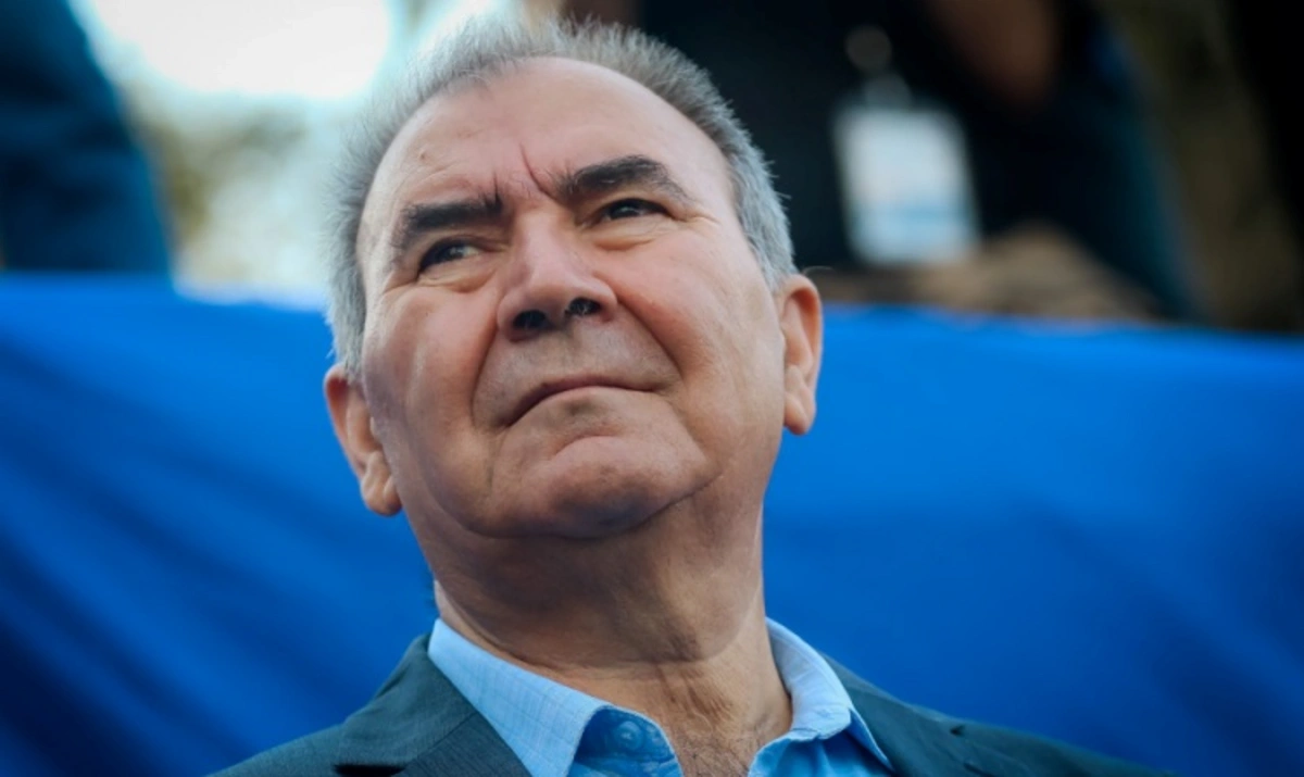 Cəmil Həsənli Azərbaycandan qaçmaq istəyib