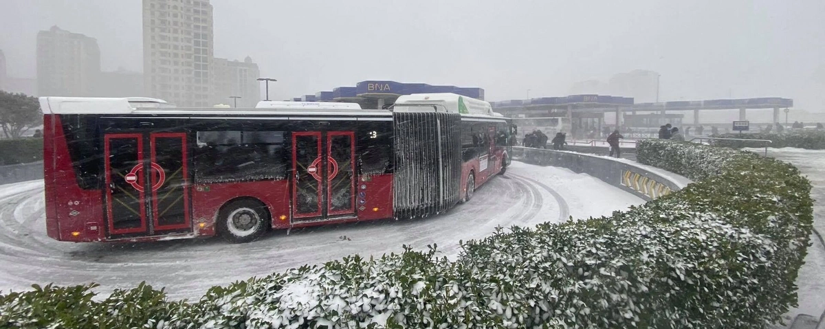 Bəzi istiqamətlərdə avtobuslar gecikə bilər - XƏBƏRDARLIQ