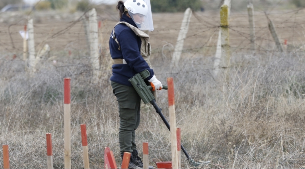 ANAMA-nın əməkdaşı Xocalıda minaya düşdü