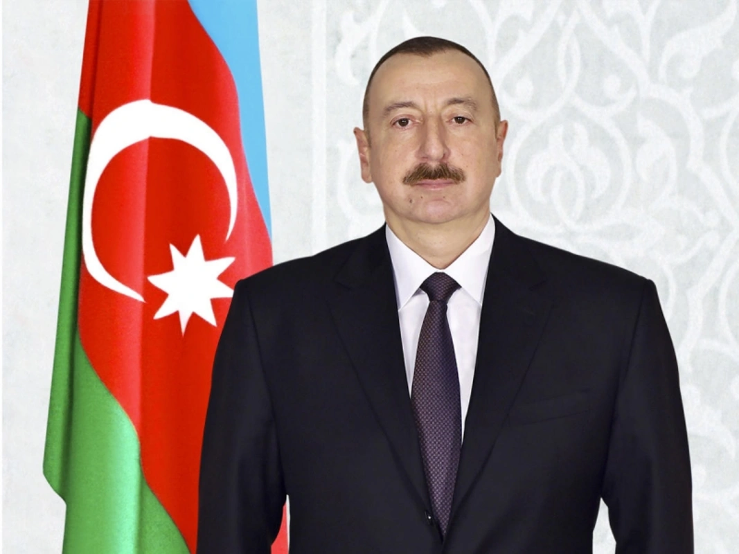 Azərbaycan Prezidenti: 
