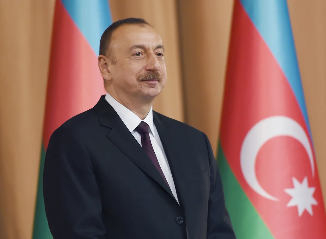 İlham Əliyev polşalı həmkarı Karol Navrotskini təbrik edib