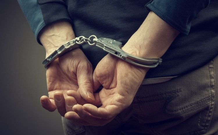 Qaradağda 70 min manatlıq telefon və aksesuarlar oğurlayan şəxslər saxlanılıblar