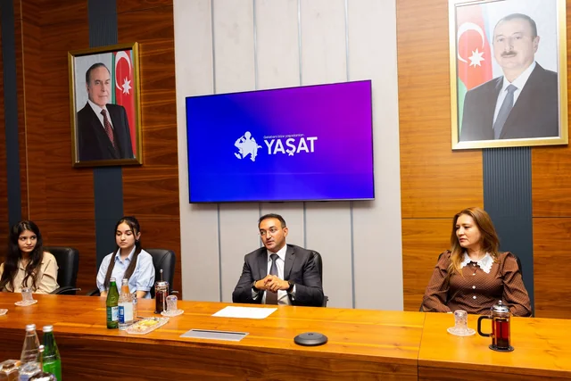Bəzi tələbələrə 2000 manat MÜKAFAT VERİLƏCƏK