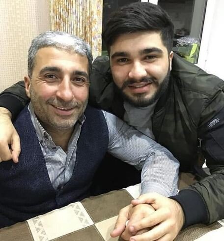 "Bu şəhərdə"nin məşhur aktyoru oğlu ilə - foto