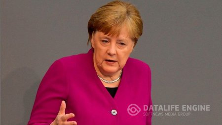 Merkel: “Uzun pandemiya dövrünə hazırlaşmalıyıq”