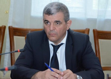 Fazil Mustafa Operativ Qərargahı sərt tənqid etdi: “İsti otaqda oturub...”
