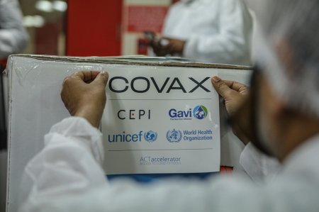 Həkim: “COVAX-ın Azərbaycana vaksin verməməsi ÜST-ün prinsiplərinə ziddir”