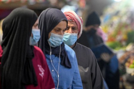 İranda koronavirusdan ölənlərin sayı 69 min nəfəri keçdi