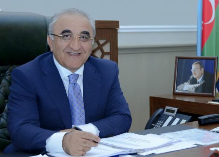 Saxta “erməni soyqırımı”nın qəbul edilməsi ikili standartların bariz nümünəsidir - Rektor