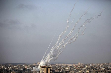 Qəzza zolağından İsrail ərazisinə 12 saat ərzində 270 raket buraxılıb