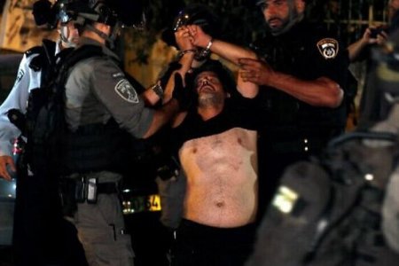 Qüdsdə İsrail polisi ilə toqquşmalarda 20 fələstinlini yaralanıb