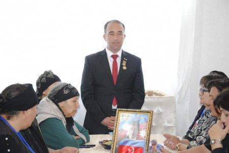 Elçin Tağıyevin təşkilatçılığı ilə Daşkəsənin Şəhid ailələri ziyarət edildi - FOTO